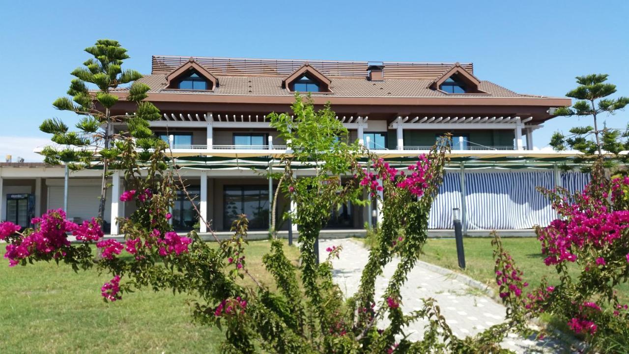 Oyster Boutique Hotel Side Exterior photo